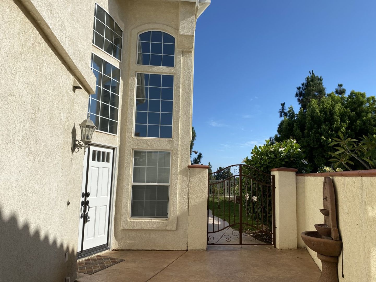 Spectacular Tierrasanta Norte 3 Bed + Loft, 2.5 Bath on Cul-de-Sac! – photo 3