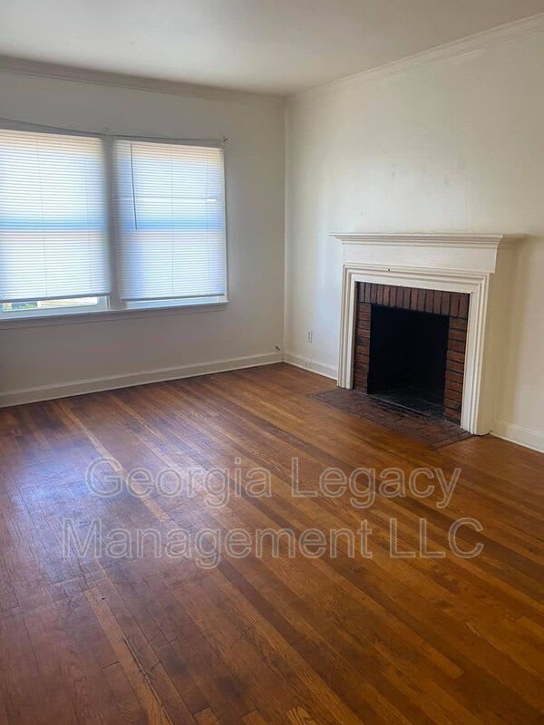 37 Andrews Court – photo 3