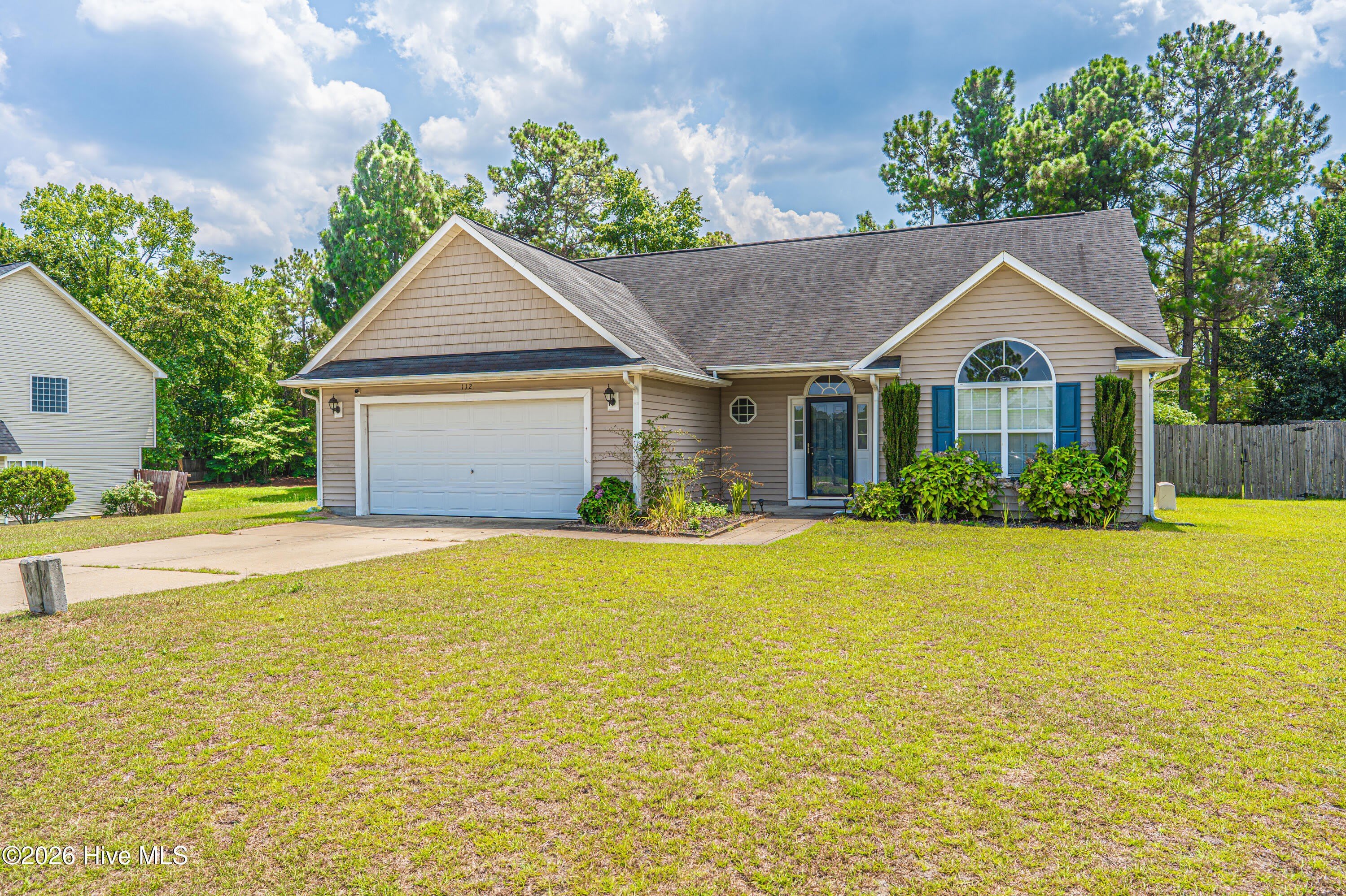 112 Holly Oak Circle – photo 2