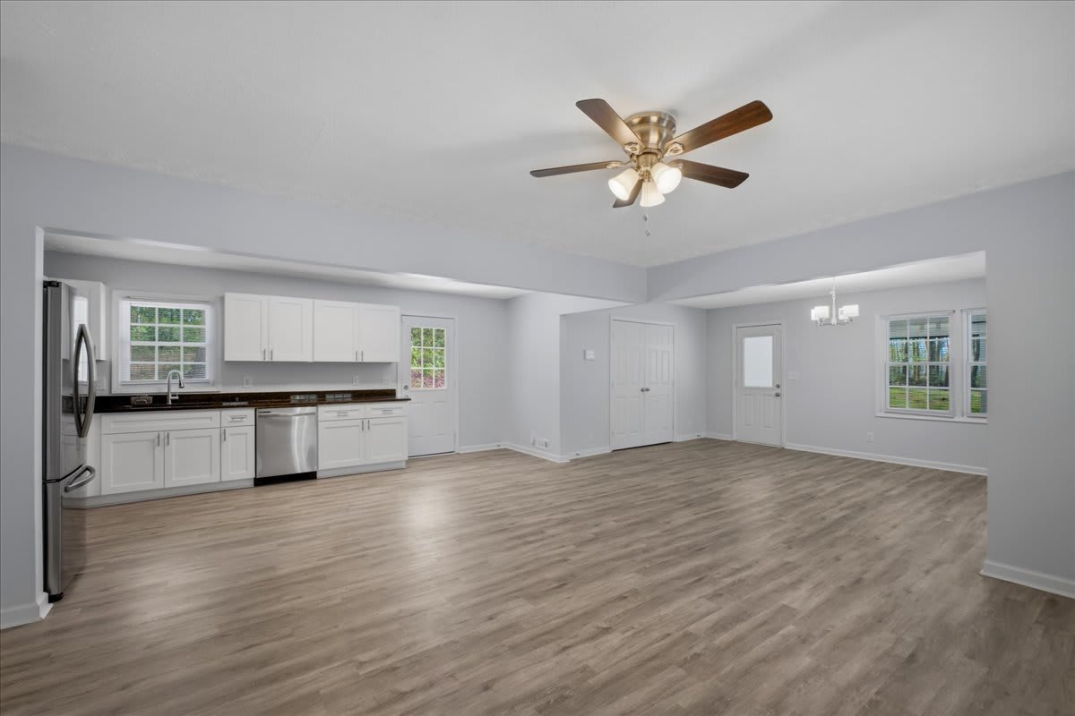 641 Amber Place Southwest – photo 2