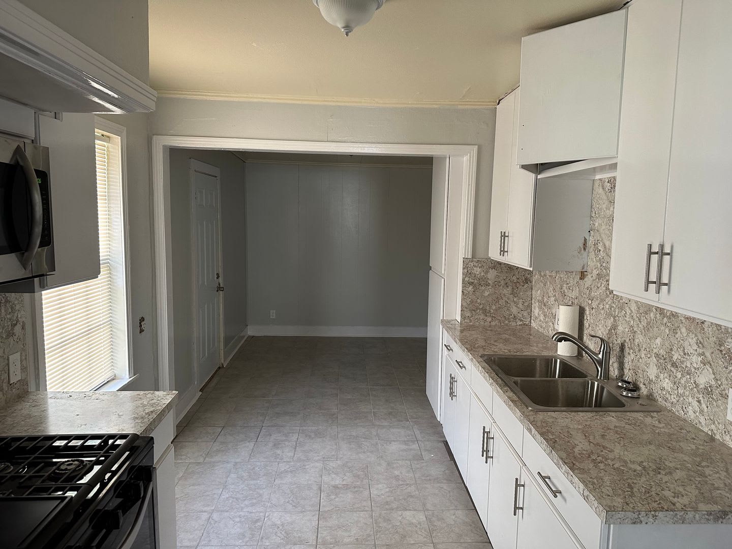 3 Bedroom 1 Bath Rental – photo 5