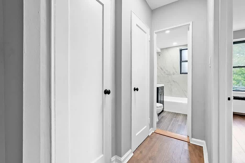 17006 Crocheron Ave – photo 5