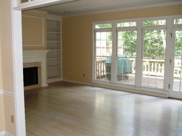 2562 Oakwood Trace SE – photo 3