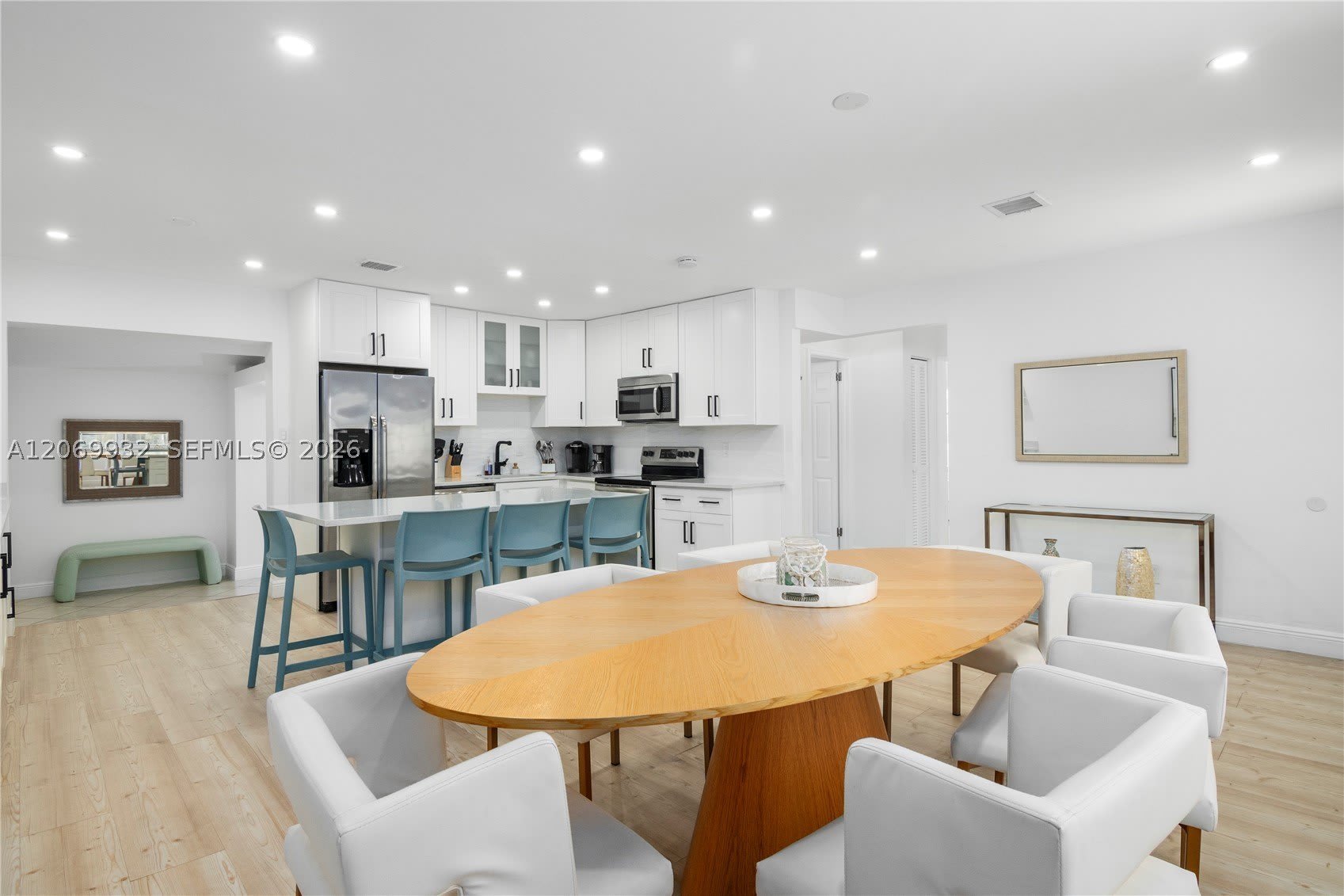 1527 Fletcher St – photo 2