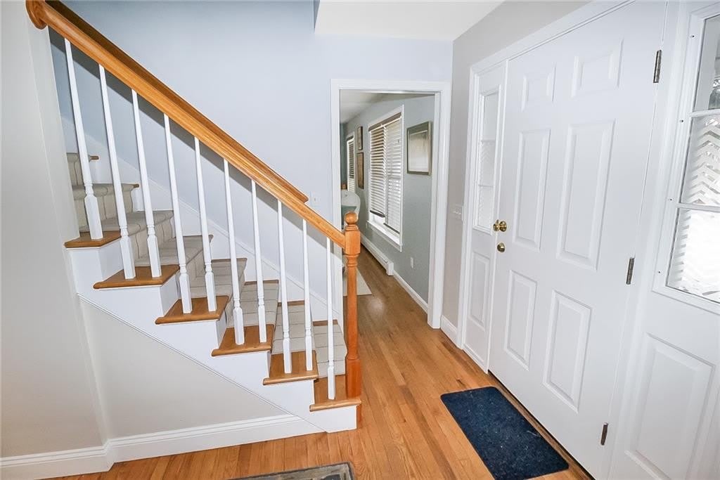 641 Middle Road – photo 5