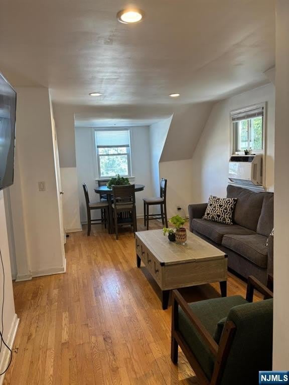 377 Westminster Place – photo 4
