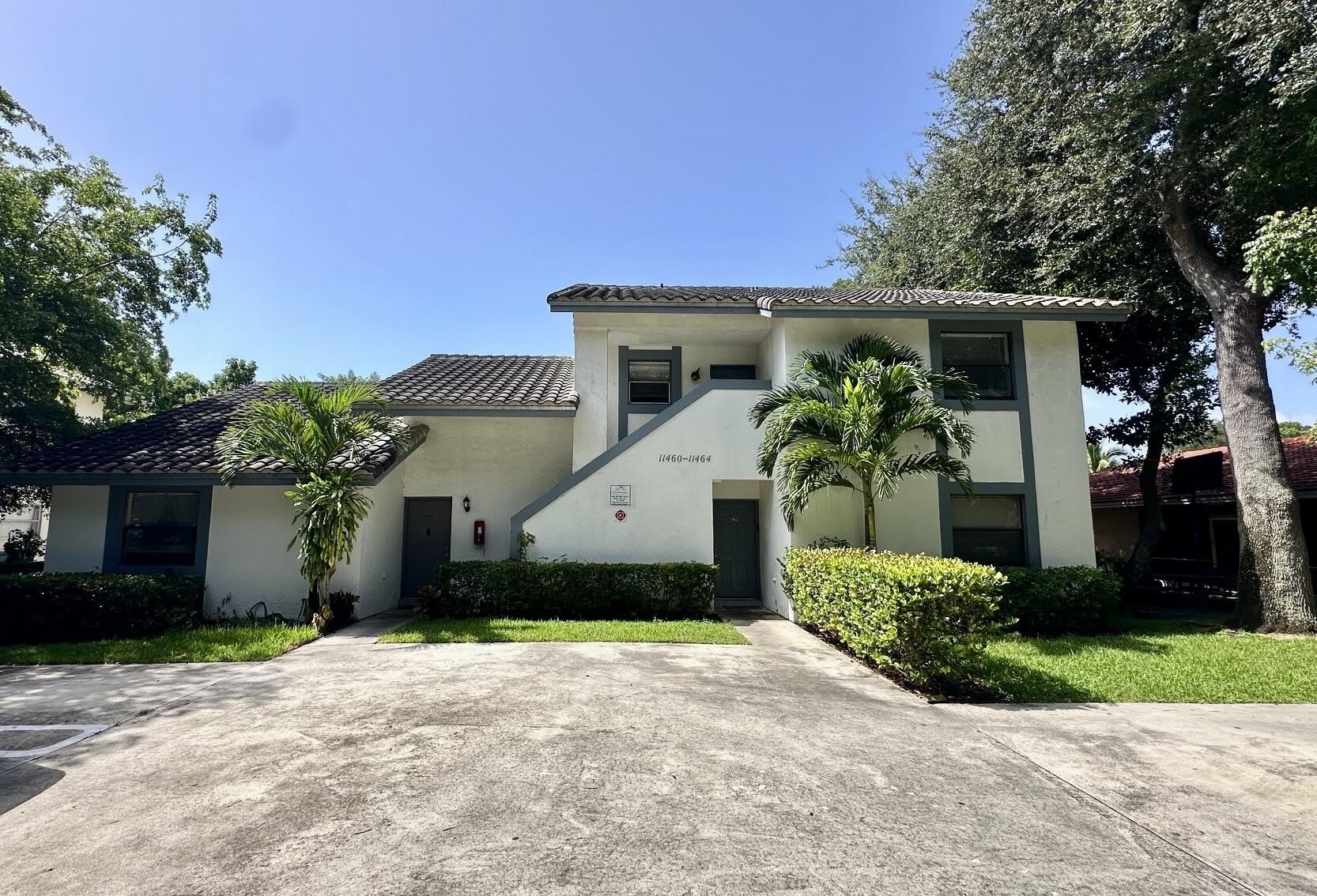 11464 NW 39th Street – photo 1