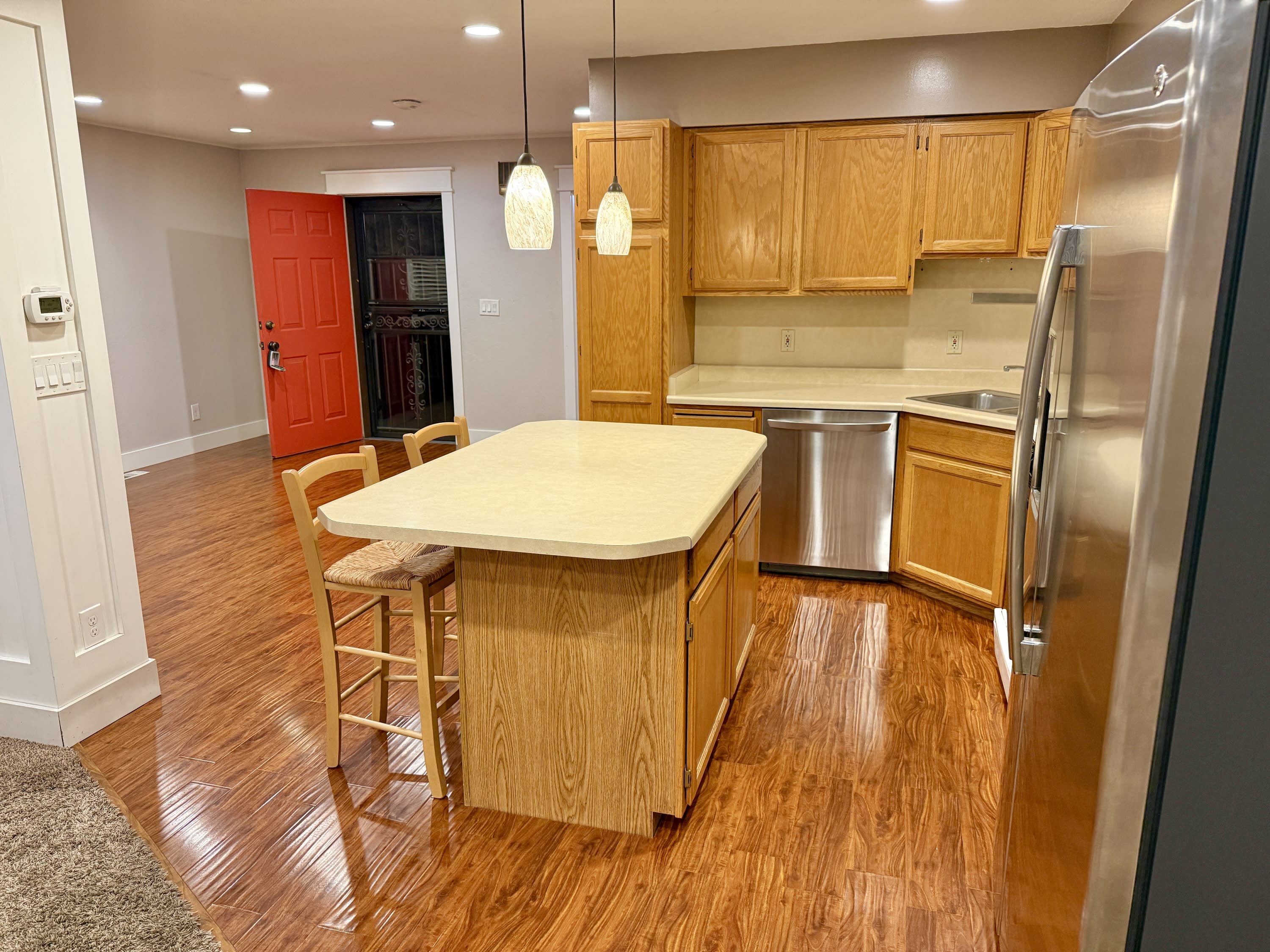 7426 S 700 E – photo 4
