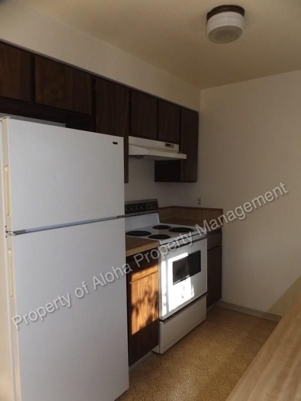 2010 N Hailey Ln – photo 4