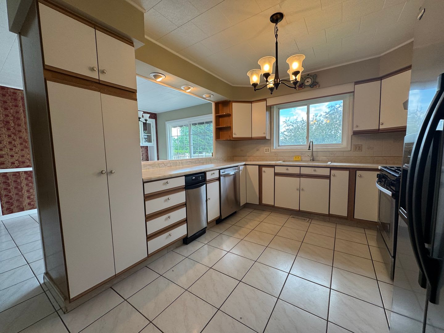 Charming 3 bedroom home for rent. – photo 5