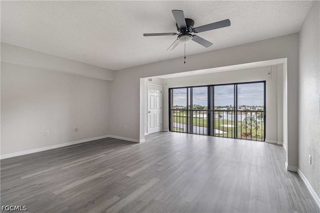 7410 Lake Breeze Drive – photo 1