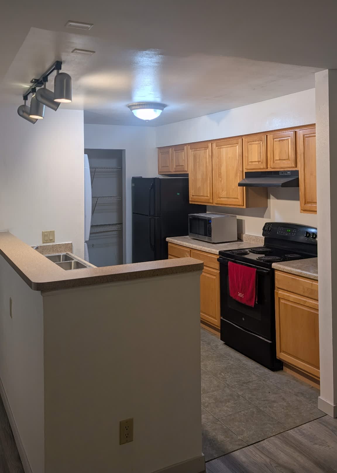 1144 Morraine View Drive – photo 3