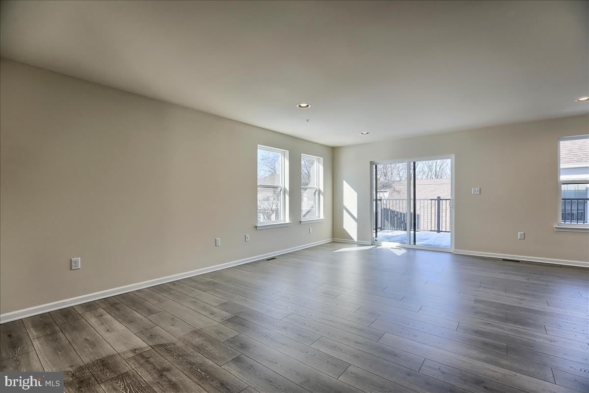 117 High Pointe Dr – photo 3