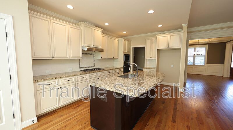 7436 Pomona Avenue – photo 5