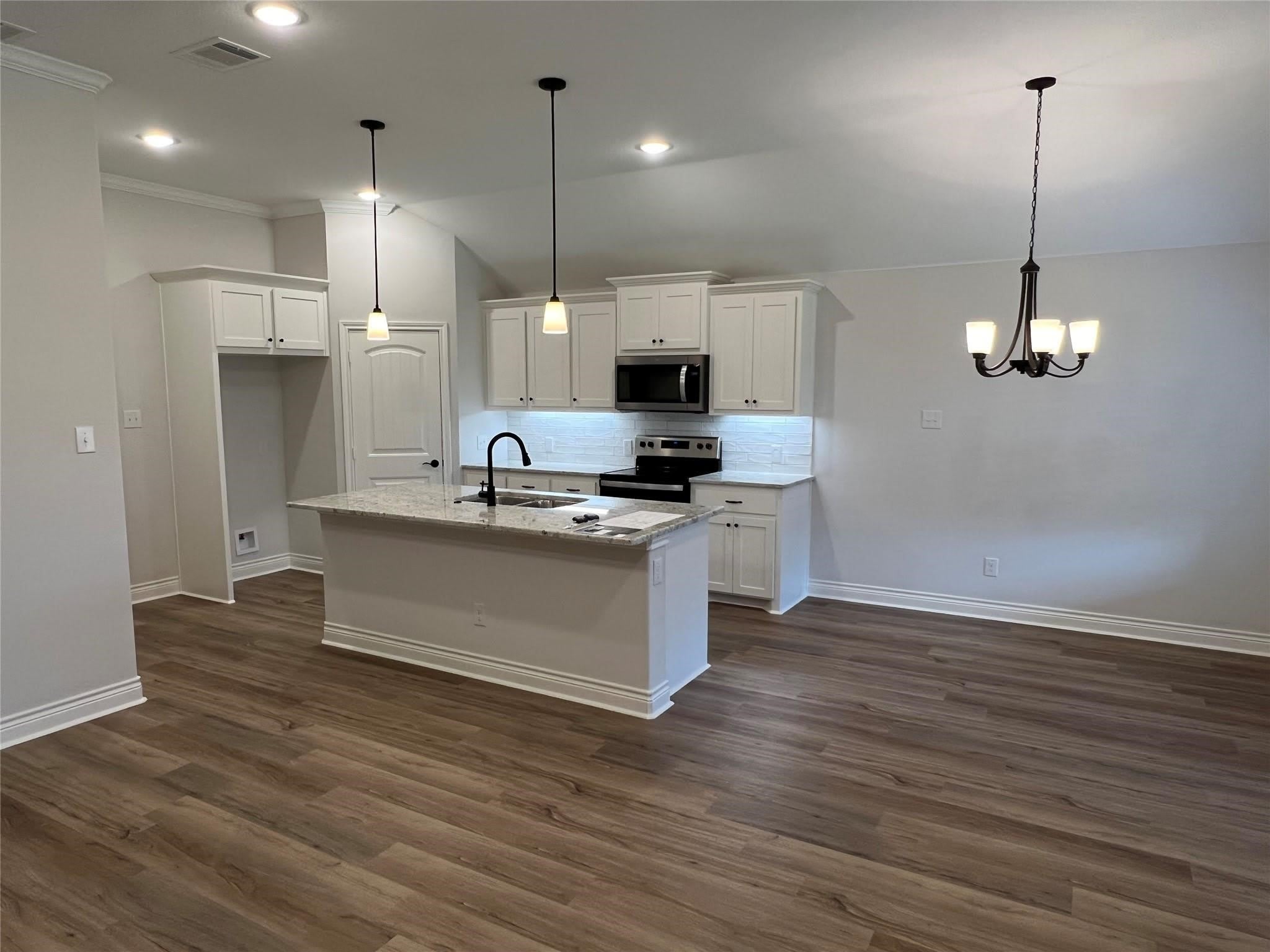 708 Tippit Lane – photo 2