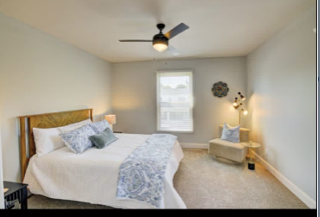 350 Terrace AveA – photo 2