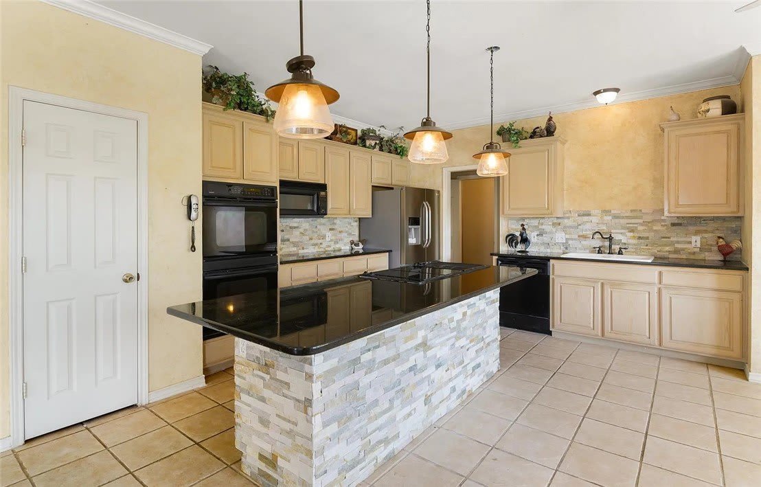 14810 Beal Drive – photo 5