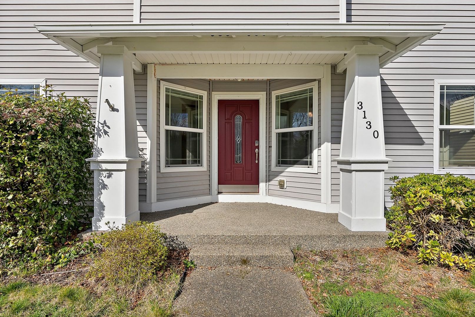 Spacious 4-Bed Home in DuPont – photo 3