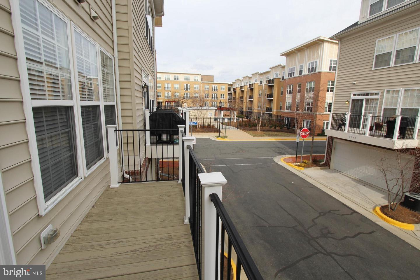 8043 Reserve Way – photo 5