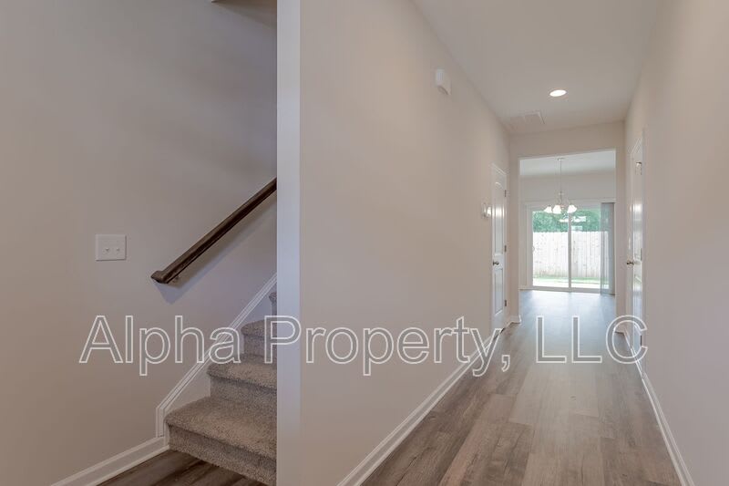 8 Sabine Leaf Ct – photo 2