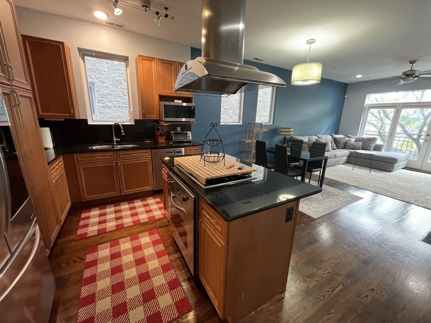 938 N Wood Street – photo 5