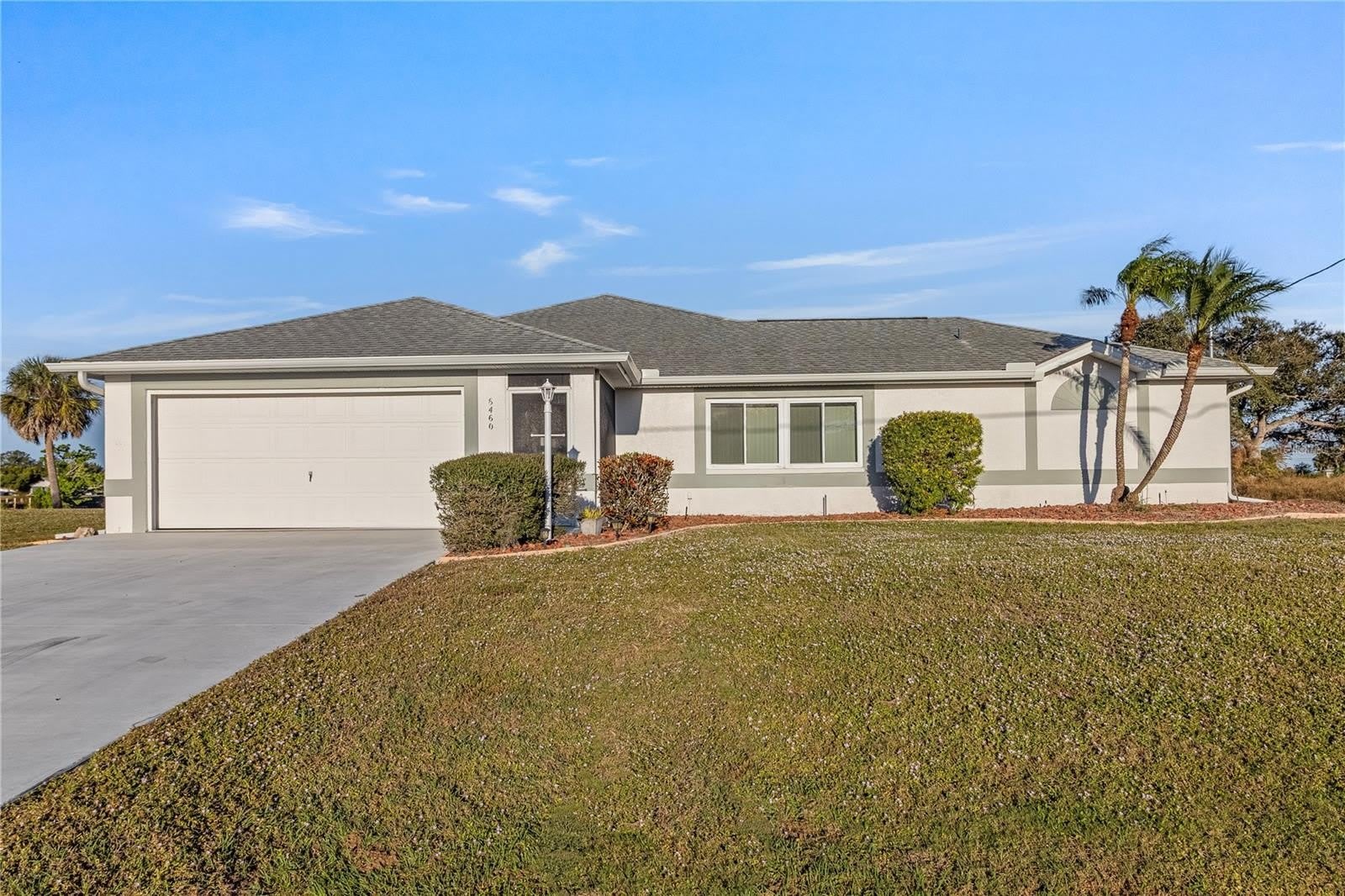 6460 BLUEBERRY Drive – photo 1
