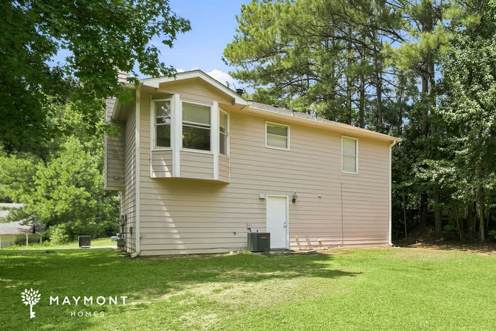 1504 Chelsea Downs Drive Northeast – photo 5