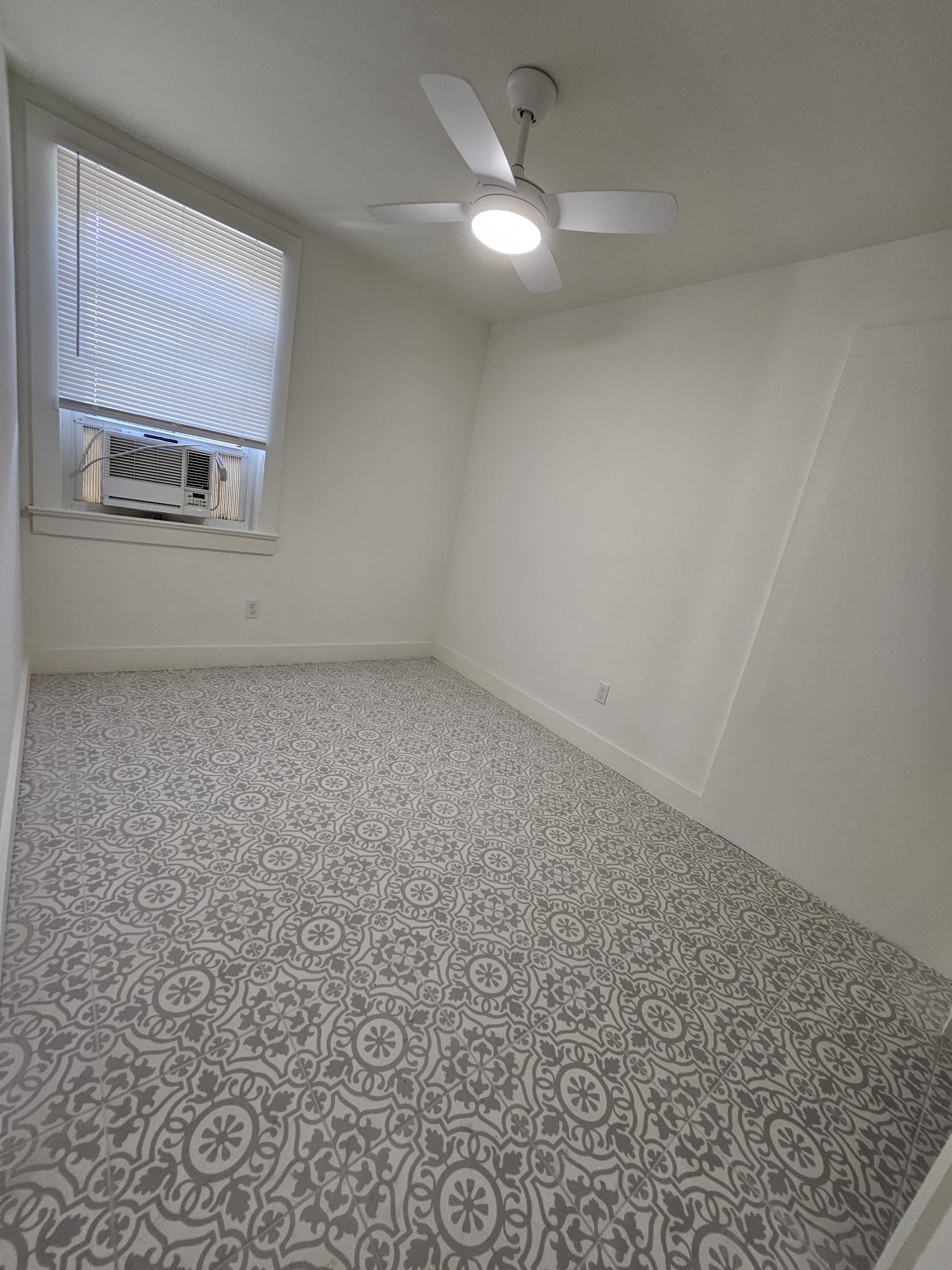 522 Aurora Ave – photo 5