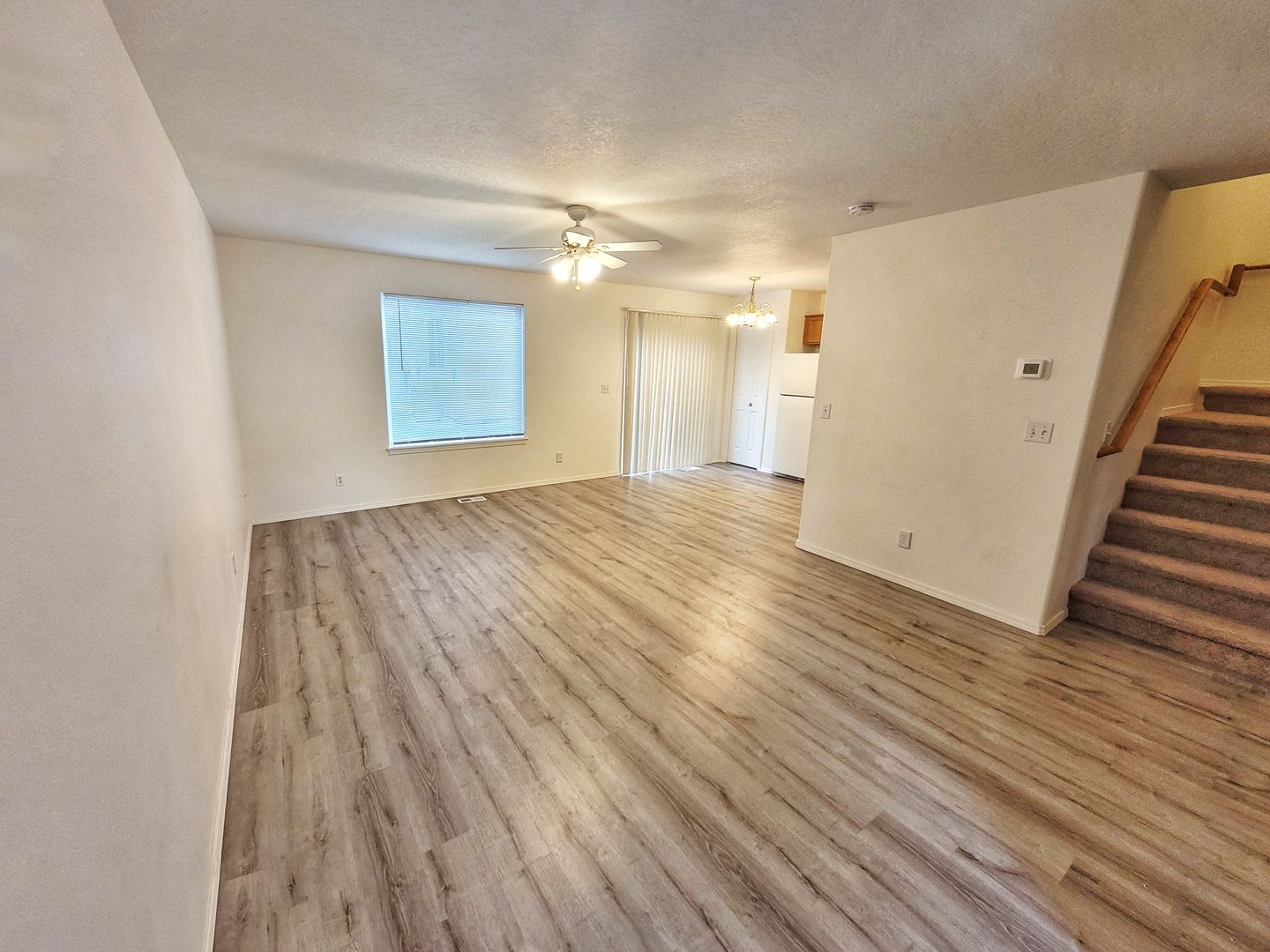 Beautiful 3 Bed 1 5 Bath Townhome With Garage In Nampa – photo 3