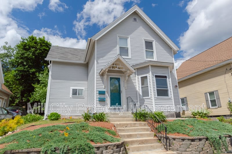 538 Central Street – photo 3