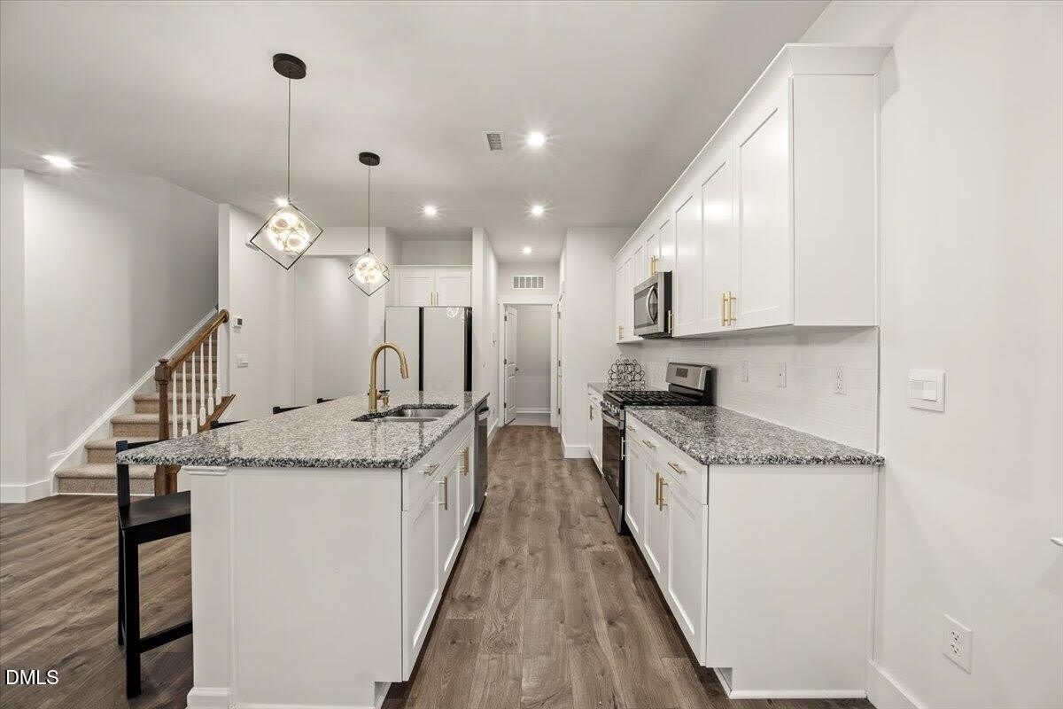 413 Haywood Glen Drive – photo 3