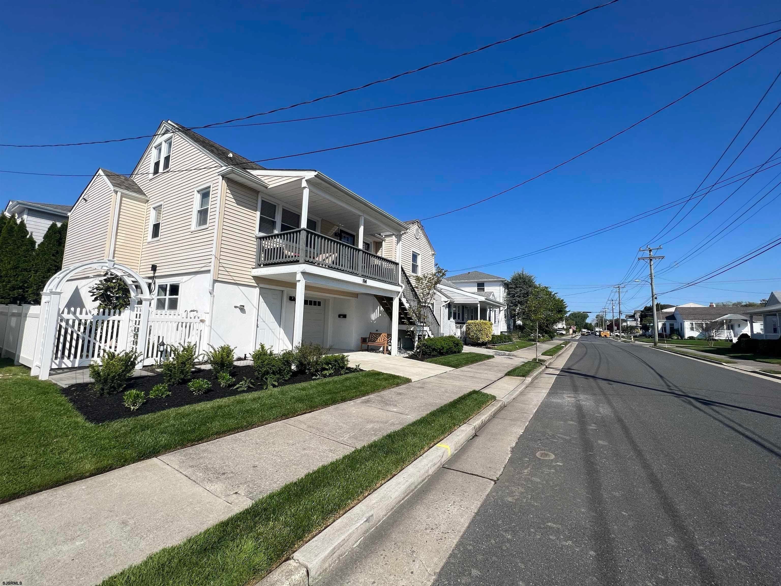 114 N Argyle Ave – photo 2