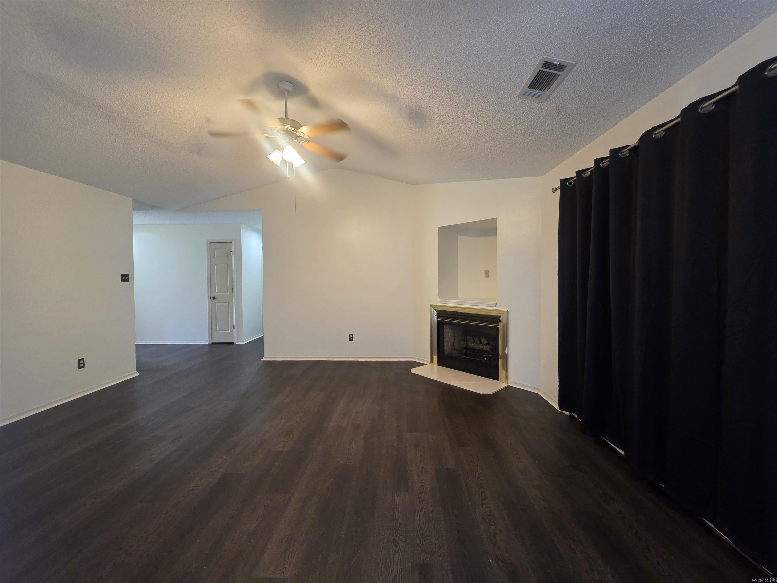 1608 Waldron Cove – photo 5