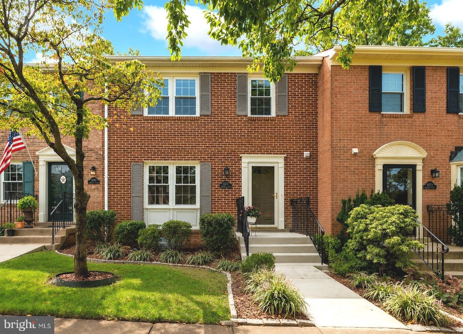 6571 SNOWBELL Lane – photo 1