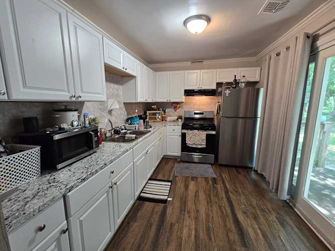 4736 Cinderella Rd Room 1 – photo 2