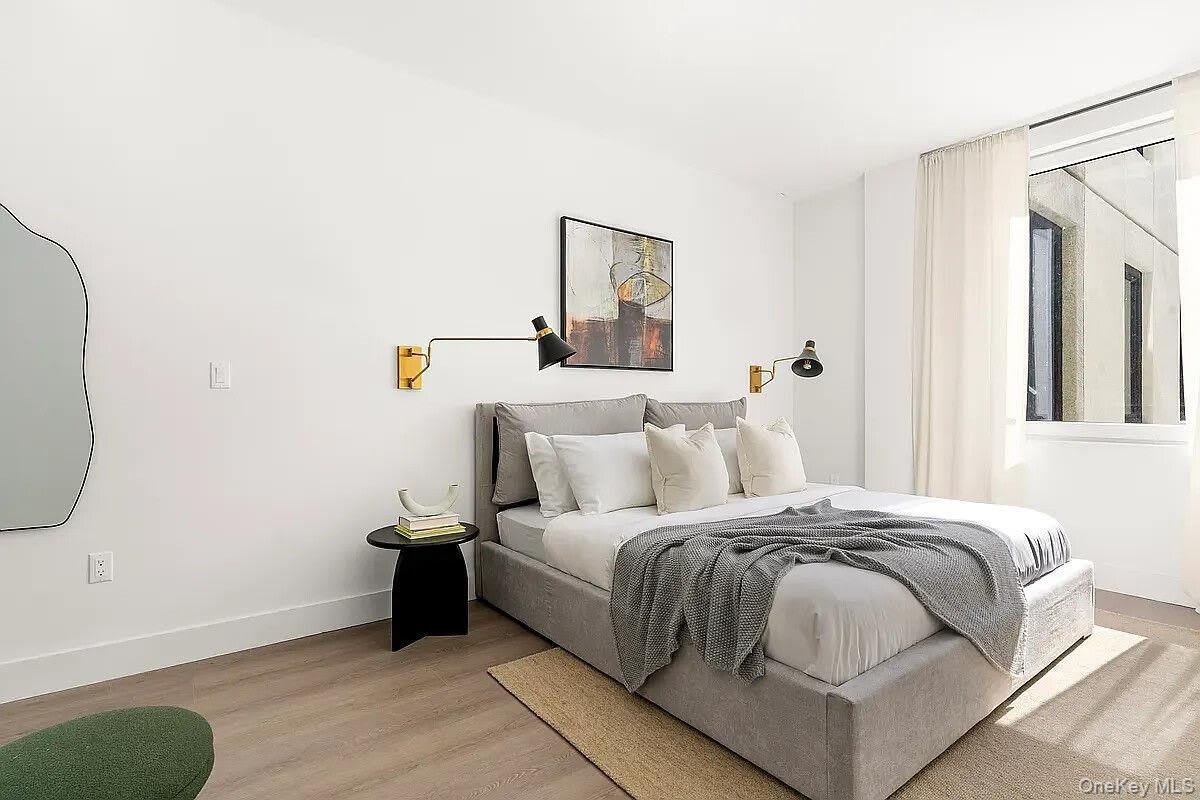 4-34 26TH Avenue – photo 3