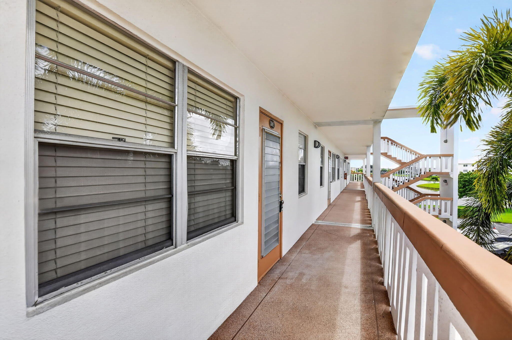 3045 Cornwall C – photo 3