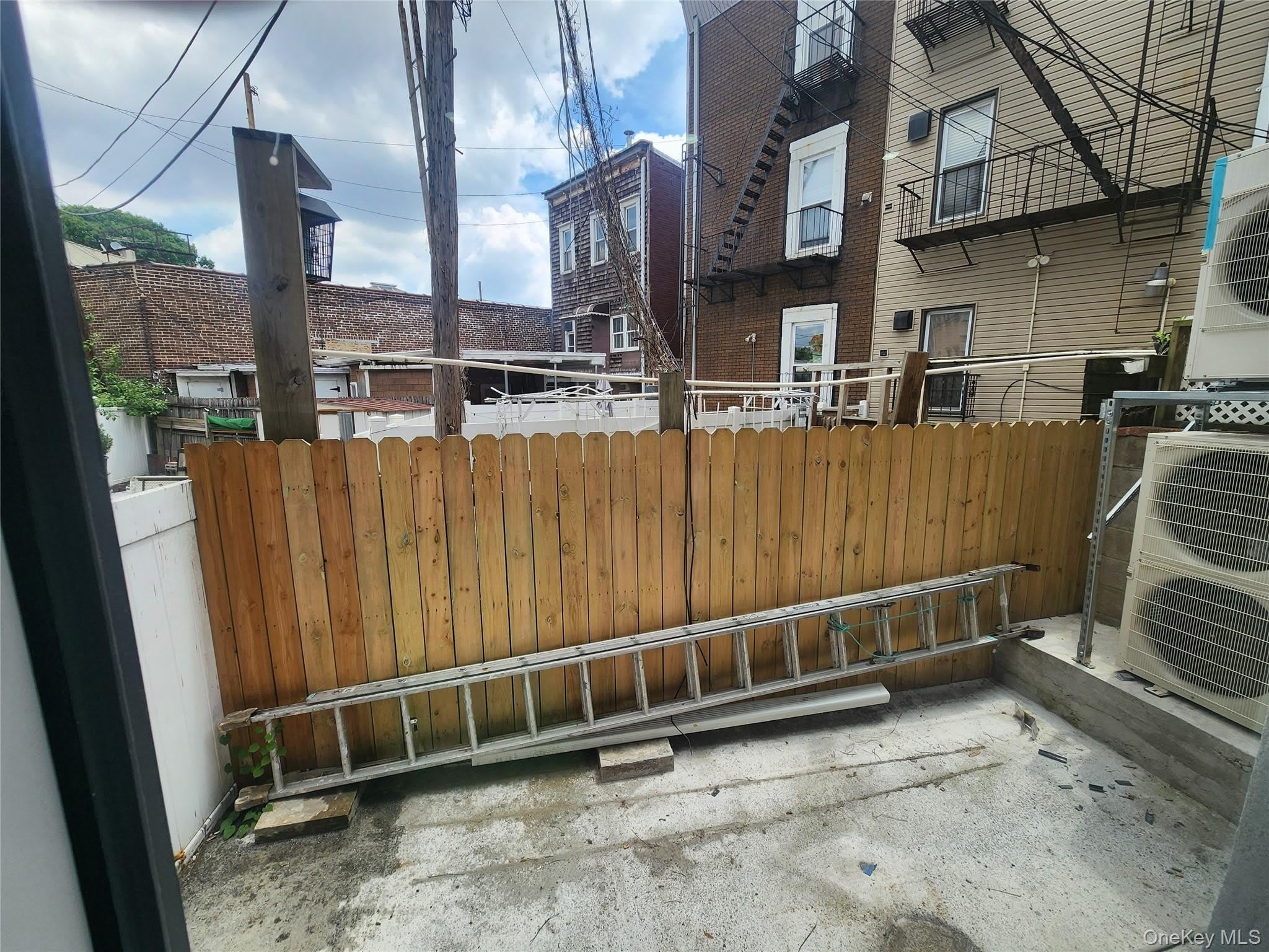 14 Hausman Street – photo 5