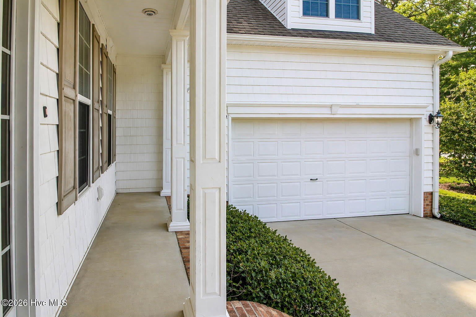 305 Holly Lane – photo 5