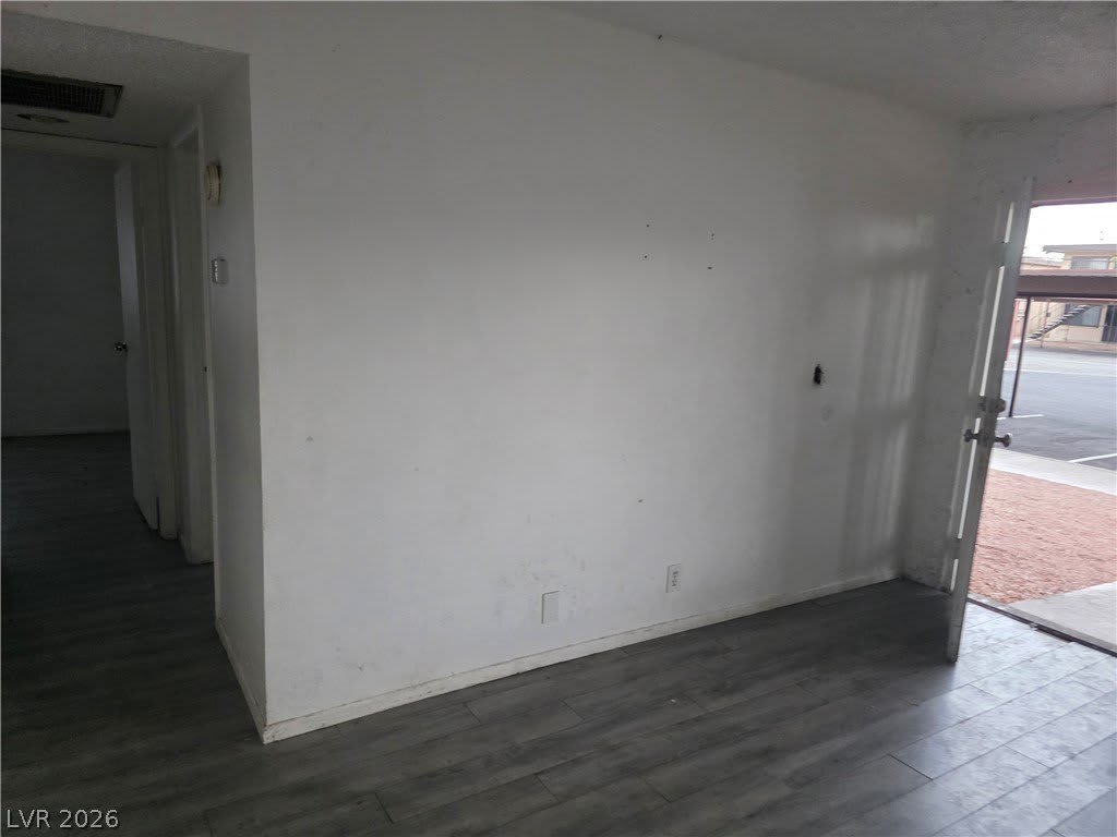 595 S Royal Crest Circle – photo 5