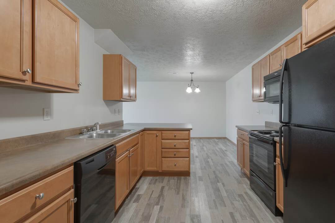Prairies Edge Townhomes – photo 4