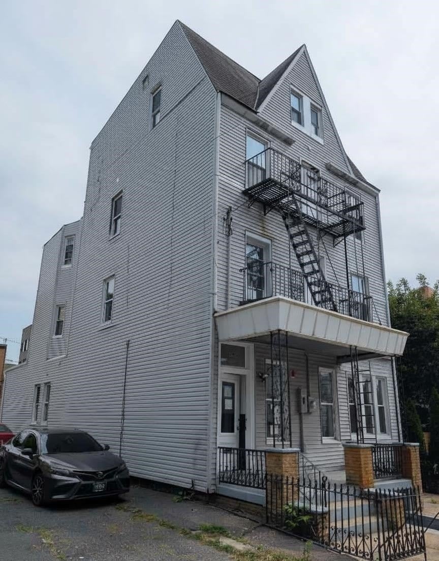 10 Sherman Pl – photo 2