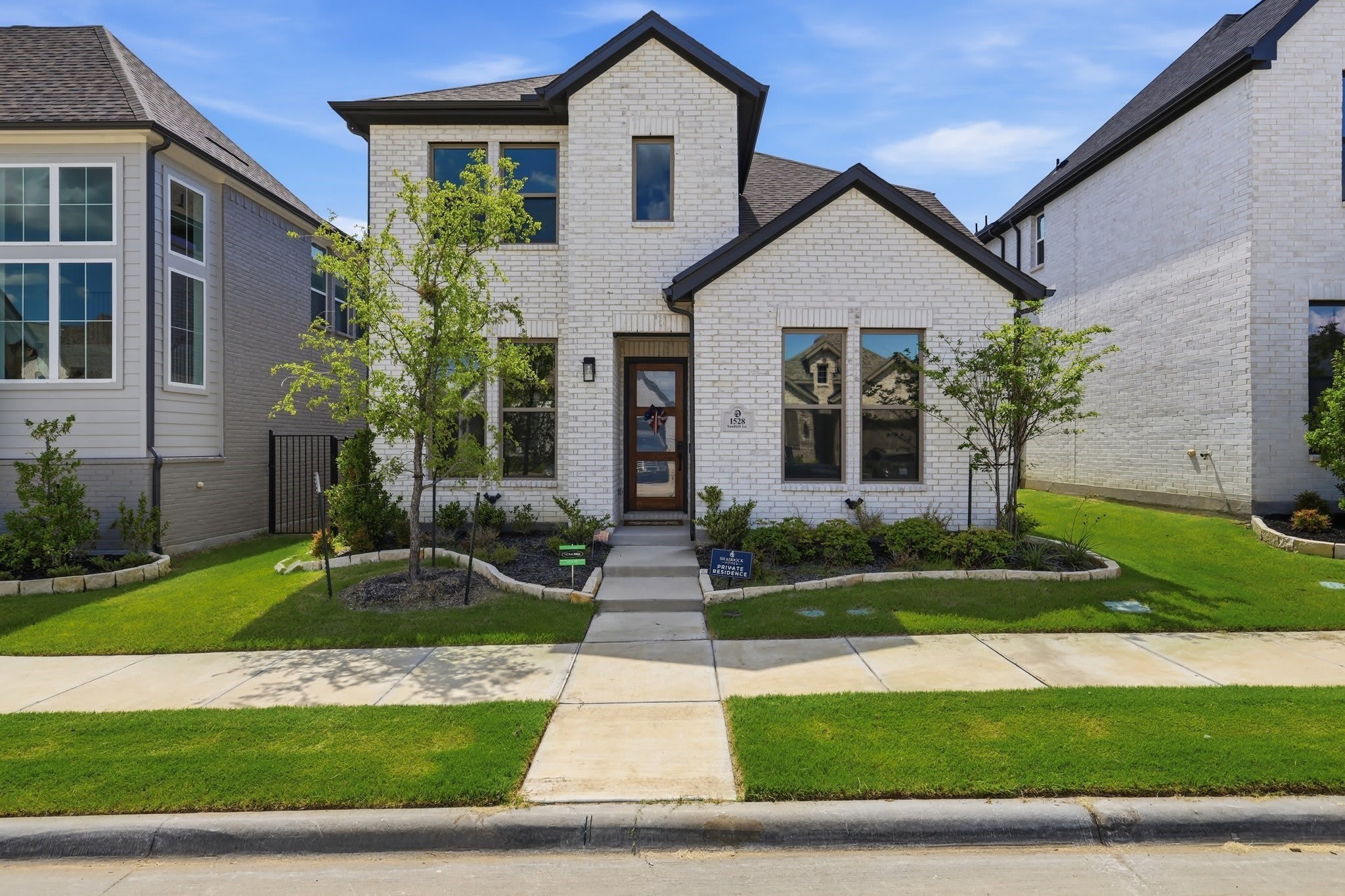 1528 Sandhill Lane – photo 1