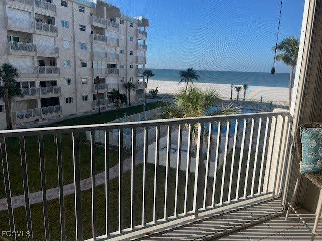 7400 Estero Boulevard – photo 1