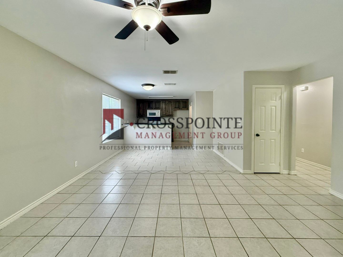 N Palace Ave 2215 Duplex – photo 4