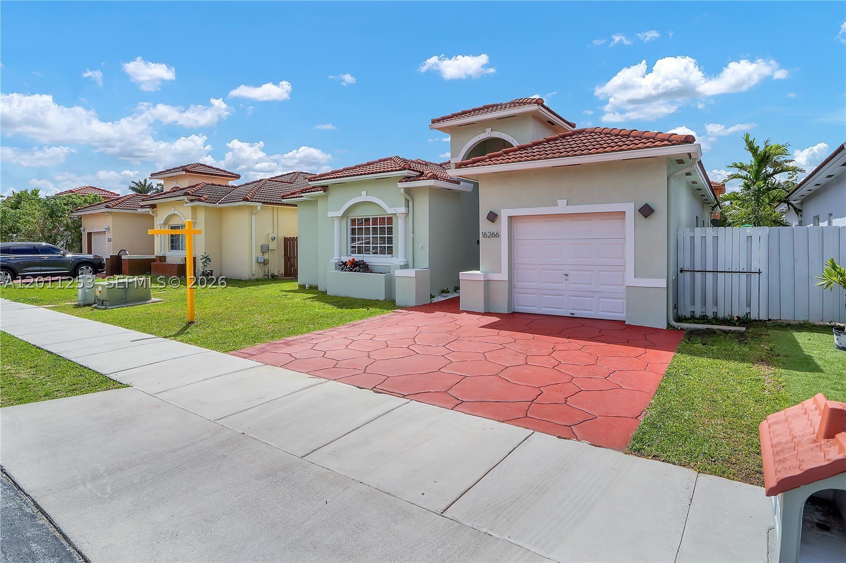 16266 SW 54th Ter – photo 1