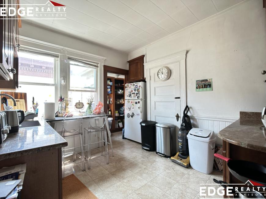 324 Faneuil St. – photo 3
