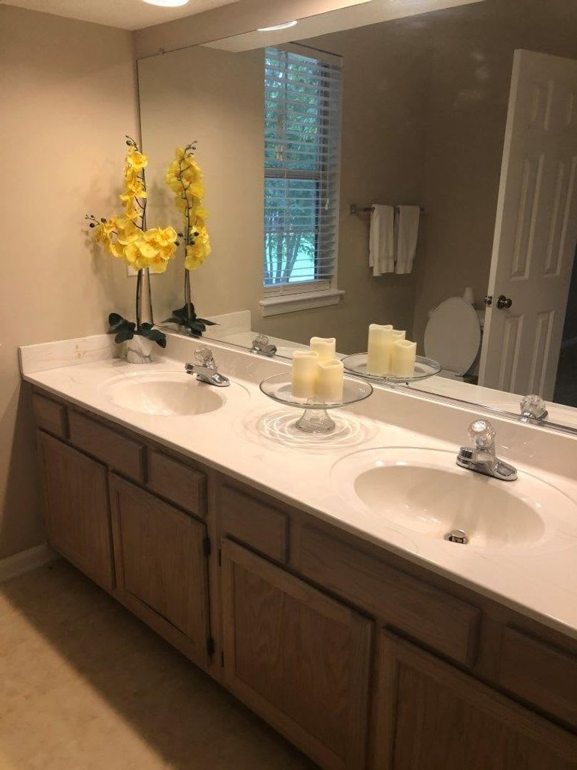 820 E. Willow Point Place, Newport News – photo 5
