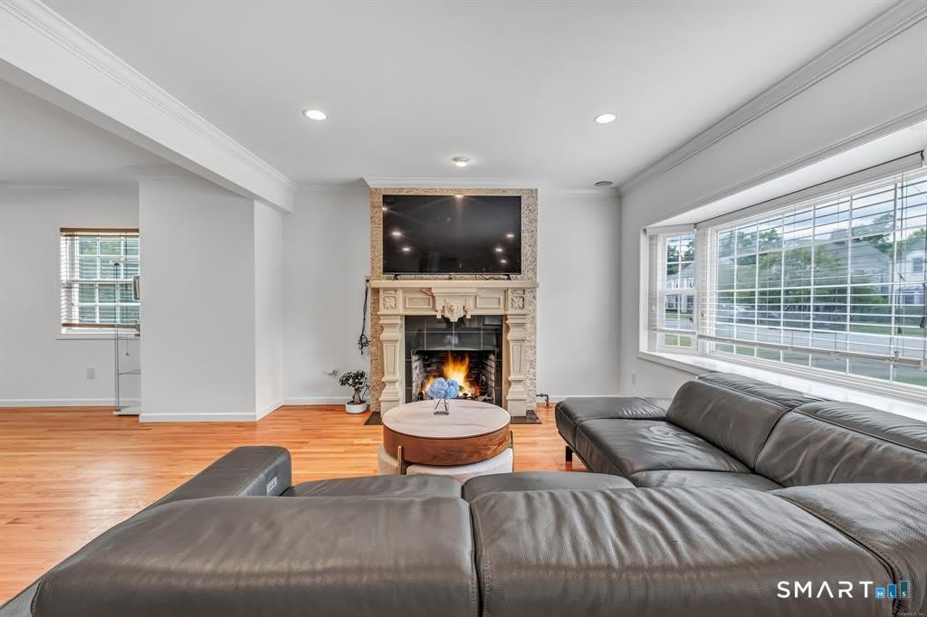 171 Henderson Road – photo 5