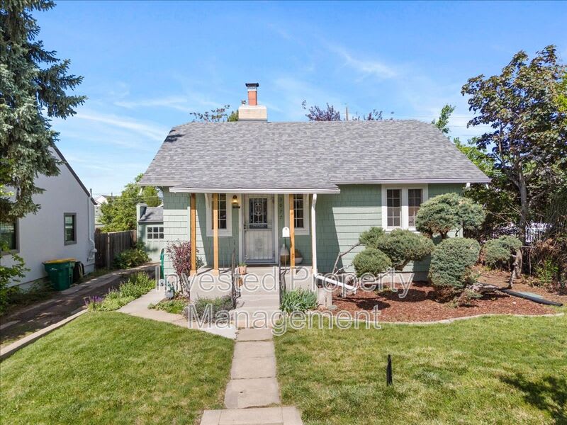 3077 Benton St – photo 1